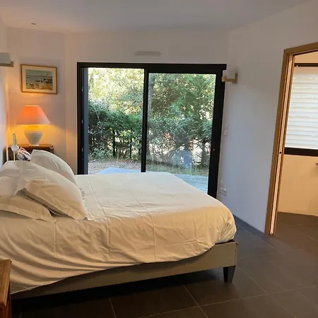 California Piscine Chauffee 14x4m Moulleau Abatilles 10 Pers * Arcachon