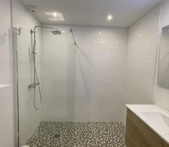 California Piscine Chauffée 14x4m Moulleau Abatilles 10 Pers Arcachón