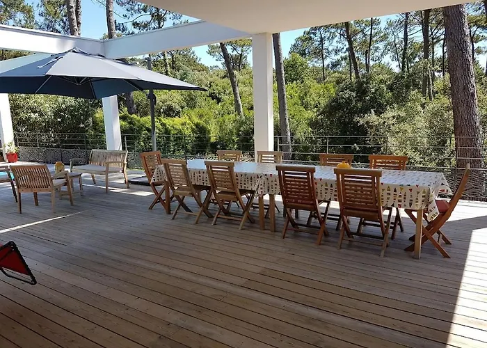 California Piscine Chauffee 14x4m Moulleau Abatilles 10 Pers *