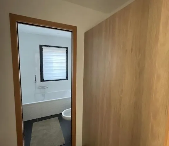 California Piscine Chauffée 14x4m Moulleau Abatilles 10 Pers *