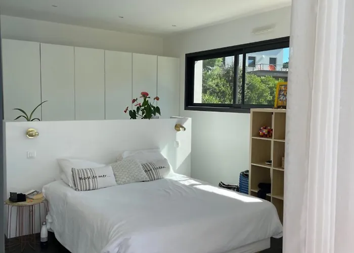 California Piscine Chauffée 14x4m Moulleau Abatilles 10 Pers